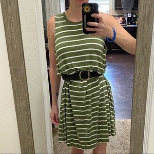 Cute and comfy green and white shift dress sz XL